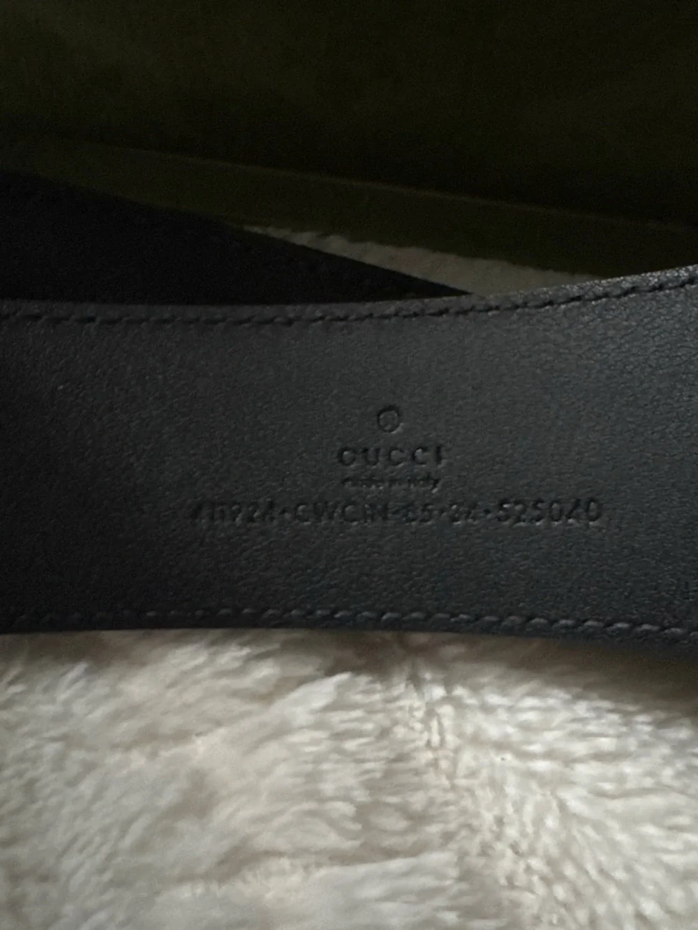 Gucci unisex size